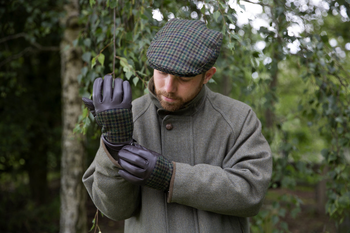 DENTS Abraham Moon Yorkshire Wool Dogtooth Flat Cap - Forest