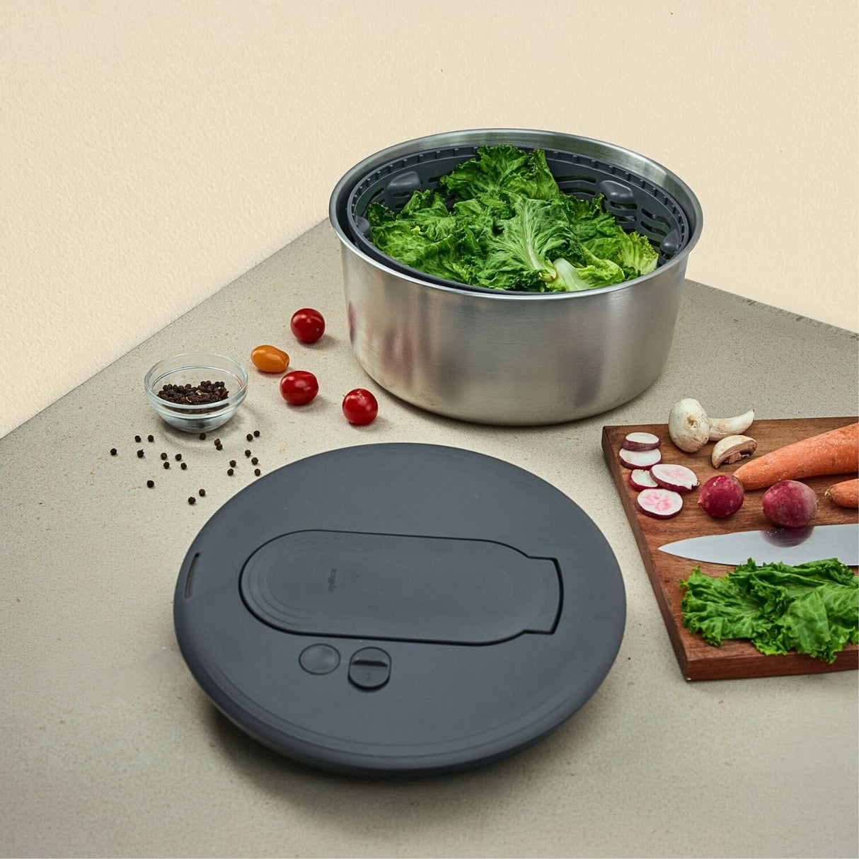 Zyliss Swift Dry Salad Spinner Stainless Steel AquaVent One-Hand Pump - Small