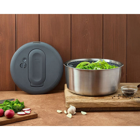 Zyliss Swift Dry Salad Spinner Stainless Steel AquaVent One-Hand Pump - Large