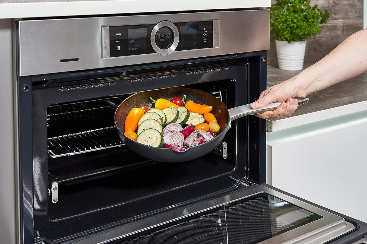 Zyliss Ultimate Pro Non-Stick Aluminium 20cm Round Frying Pan - Black