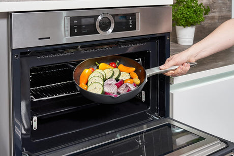 Zyliss Ultimate Pro Non-Stick Aluminium 20cm Round Frying Pan - Black