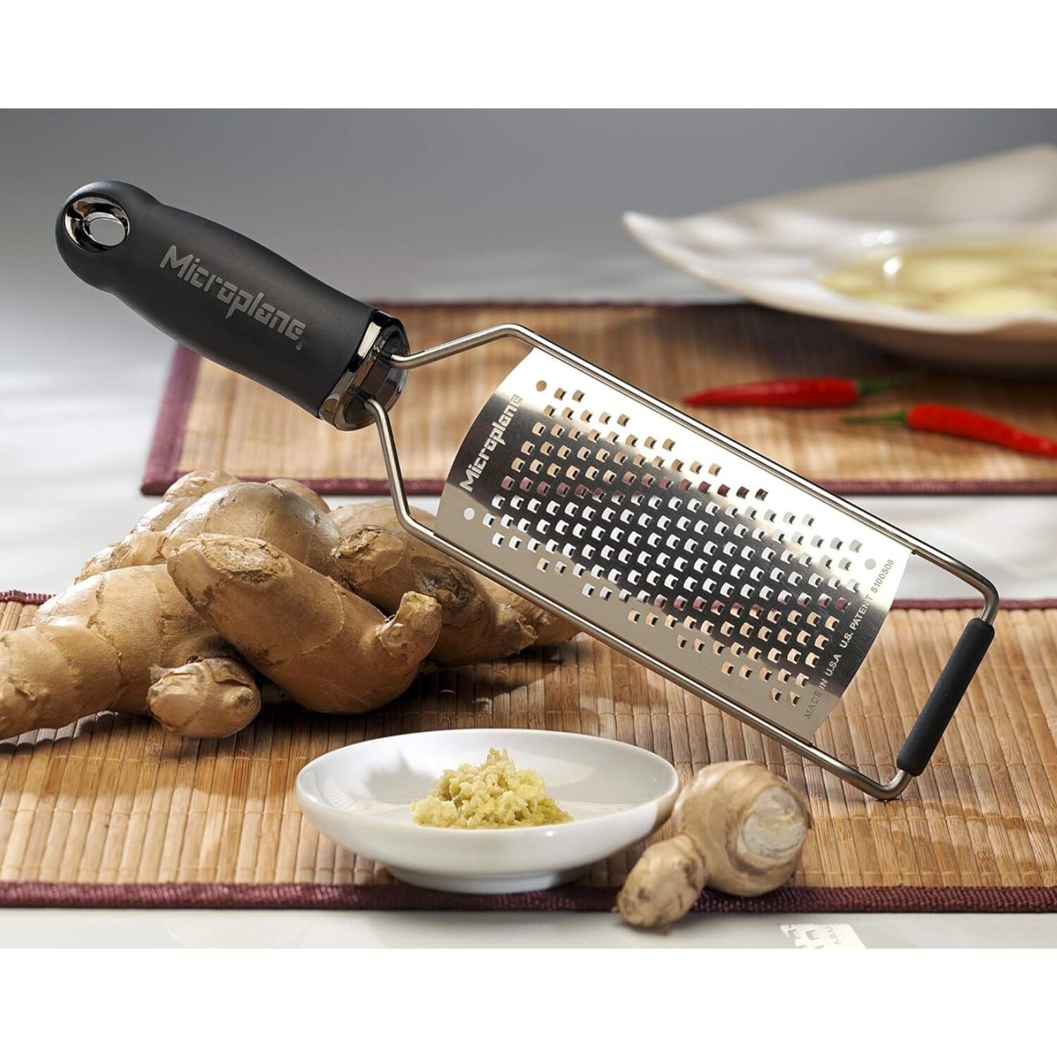 Microplane Gourmet Coarse Grater Black Stainless Steel 32cm Non Slip Handle