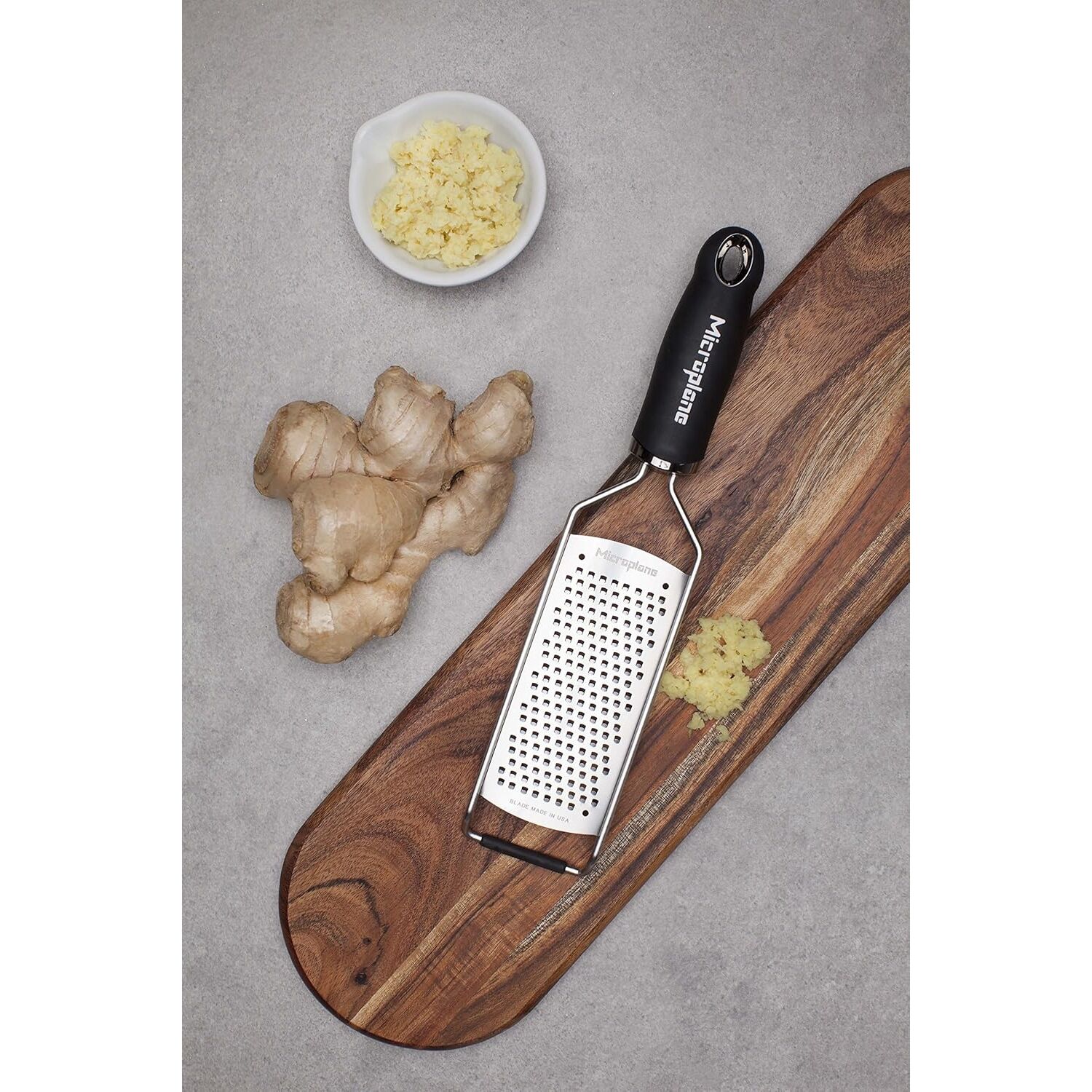 Microplane Gourmet Coarse Grater Black Stainless Steel 32cm Non Slip Handle