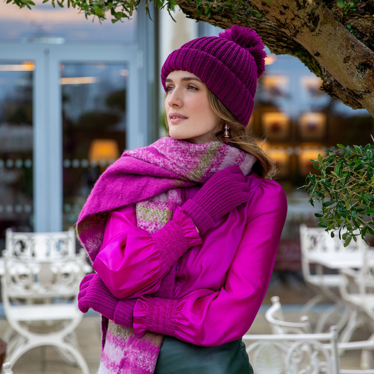 Dents Women’s Ribbed Knit Bobble Beanie - Orchid Pink