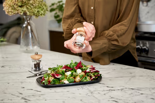 Cole & Mason Holborn 95mm Black Wood Salt Shaker Mill