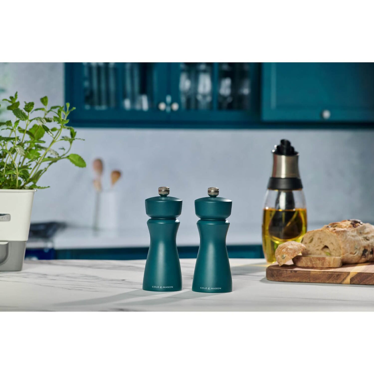 Cole & Mason Kenton Salt & Pepper Mill Adjustable Ceramic Grinder - Sea Salt