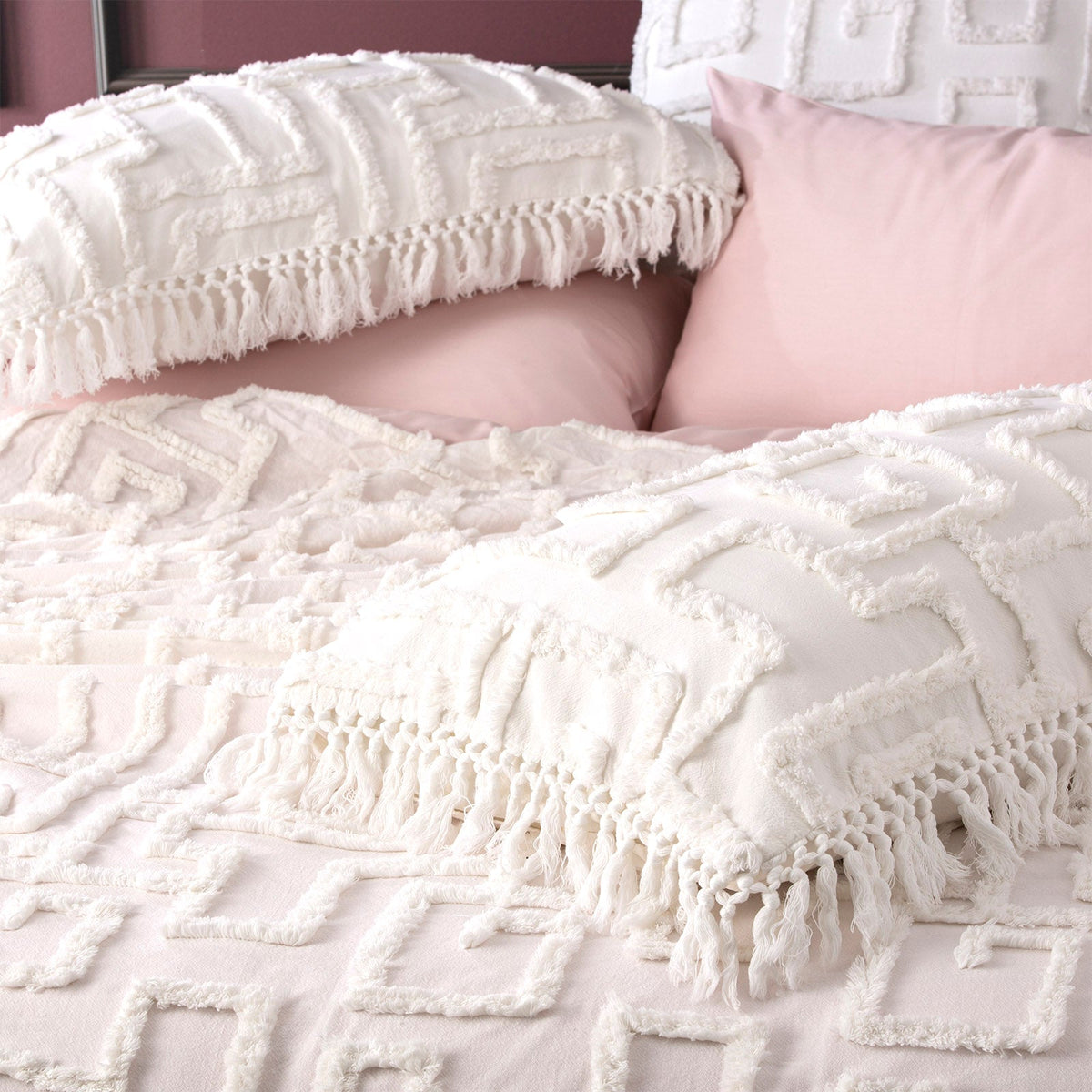Renee Taylor Riley Vintage Washed Tufted Cotton Coverlet Set - White (OEKO-TEX Certified Bedspread)