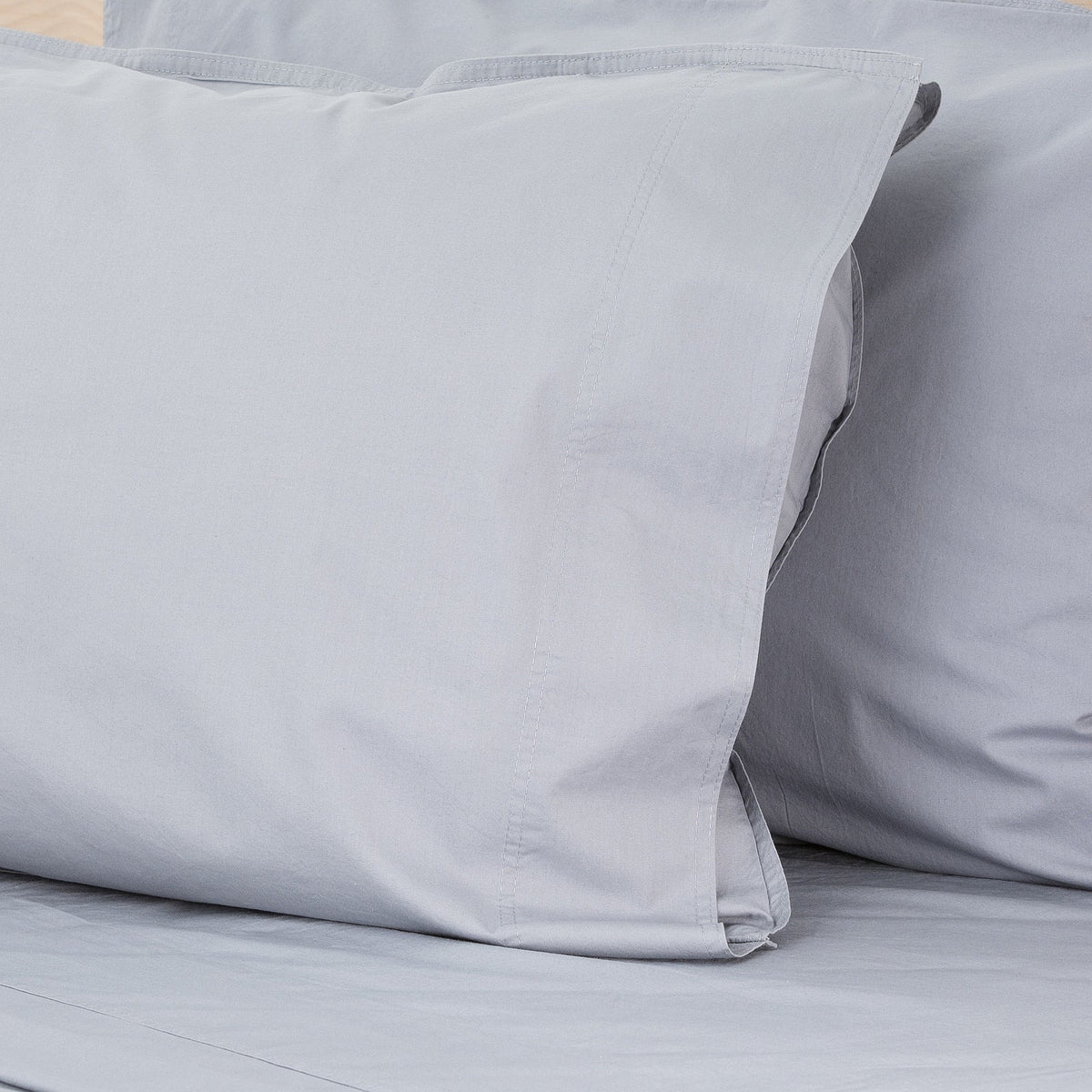 Renee Taylor Helena 300TC Stonewashed Cotton Percale Sheet Set - Dusty Blue (Vintage Wash)