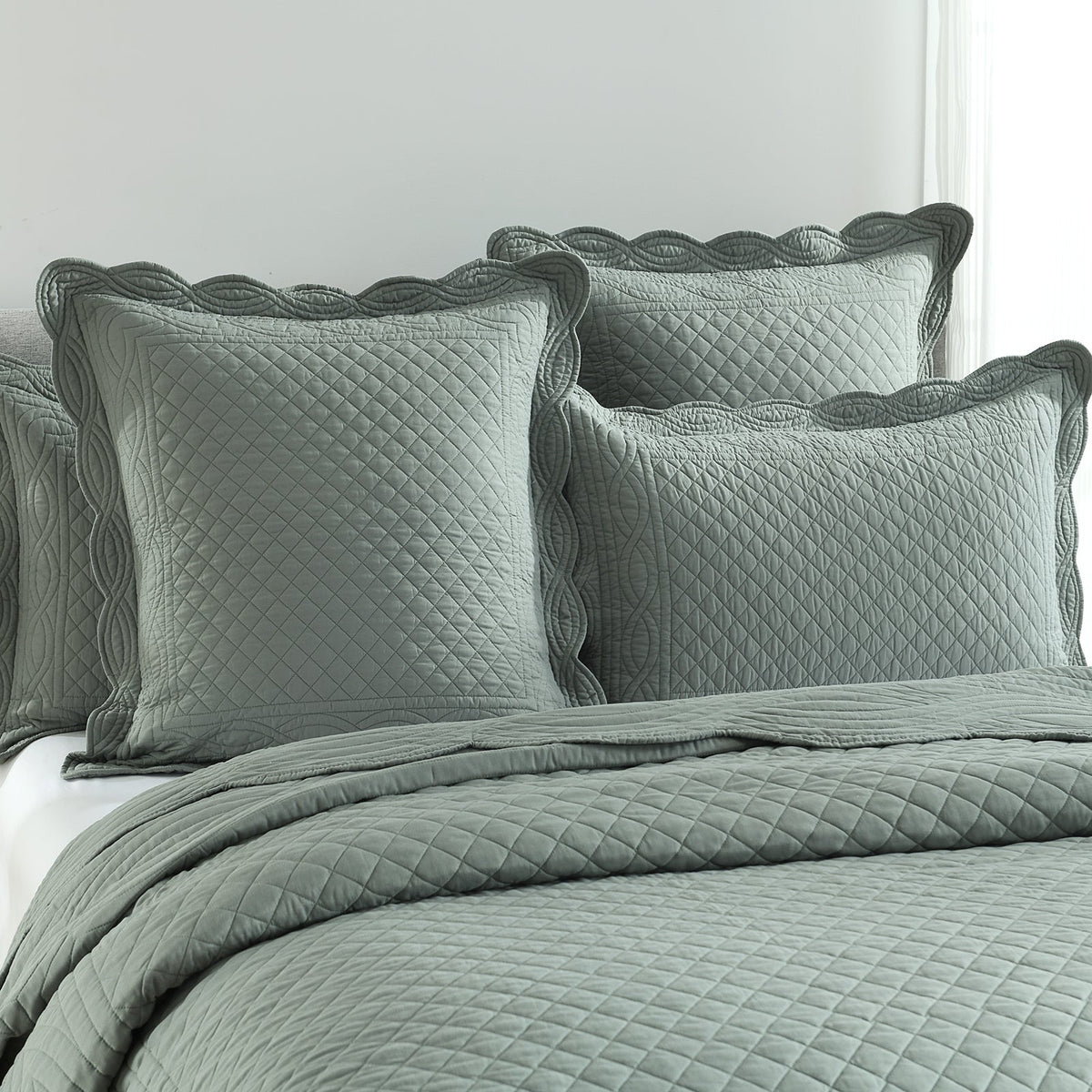Renee Taylor Scallop Jacquard Coverlet Set - Juniper (OEKO-TEX Certified Bedspread)
