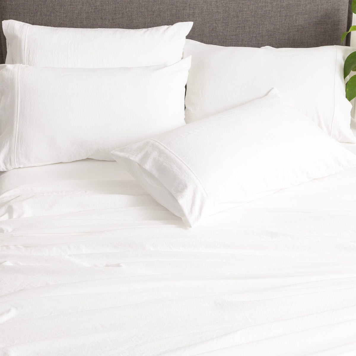 Ddecor Home Ultra Plush Vintage Washed Microfibre Bed Sheet Set - White (OEKO-TEX Certified)