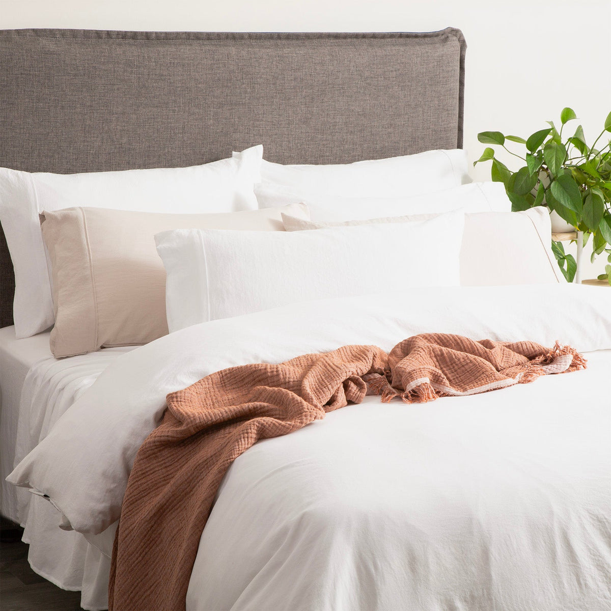 Ddecor Home Ultra Plush Vintage Washed Microfibre Quilt Cover Set - White (OEKO-TEX Certified)