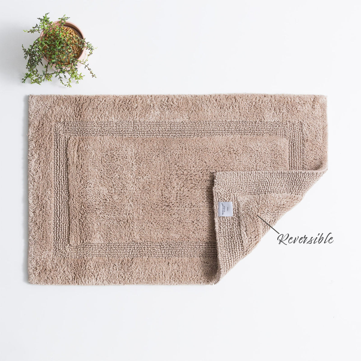 Renee Taylor Soho 3000 GSM Reversible Cotton Bath Mat - Mocha (50 x 80cm)