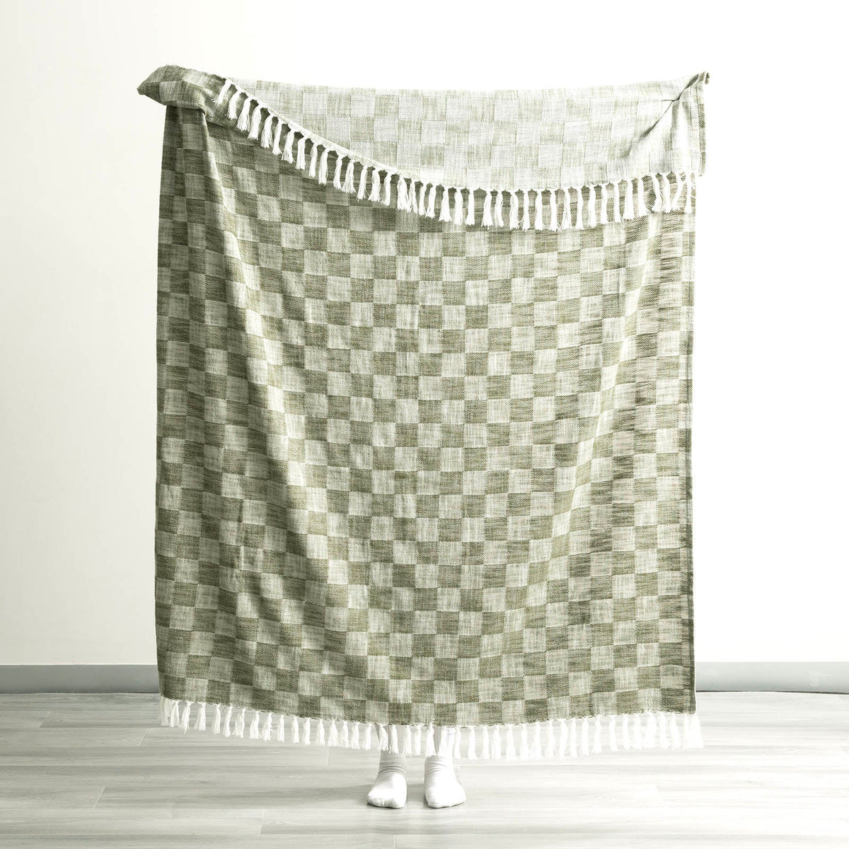 Renee Taylor Nevis Checkered Stonewashed Cotton Decorative Throw Blanket - Jade (130 x 170cm)