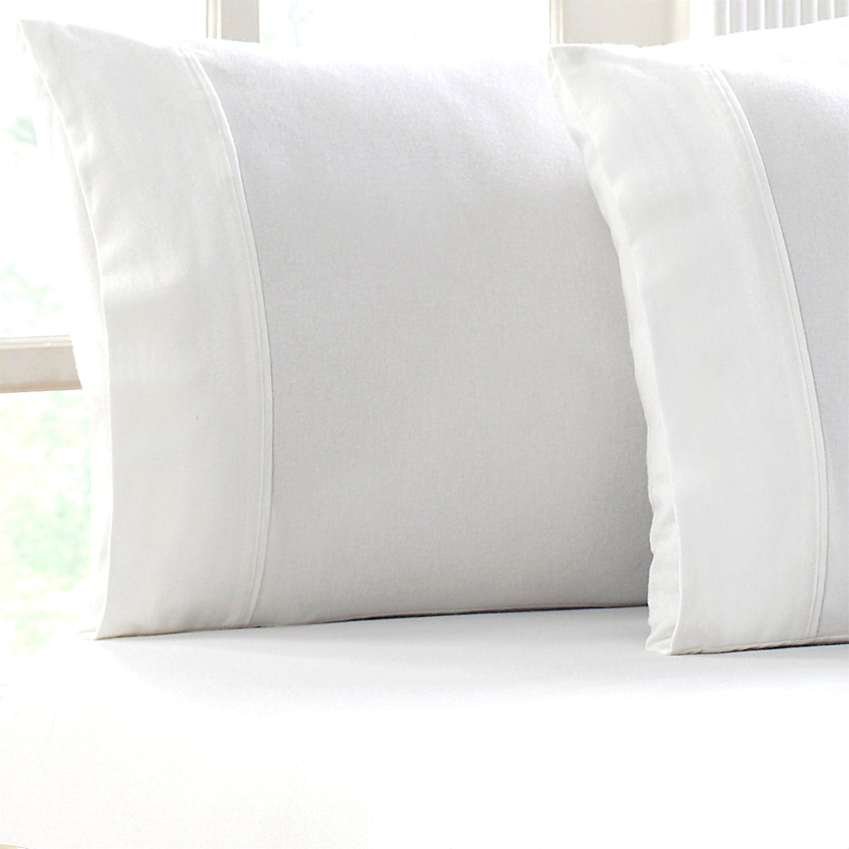 Park Avenue 175 GSM Egyptian Cotton Flannelette Fitted Sheet & Pillowcase Set - Snowy