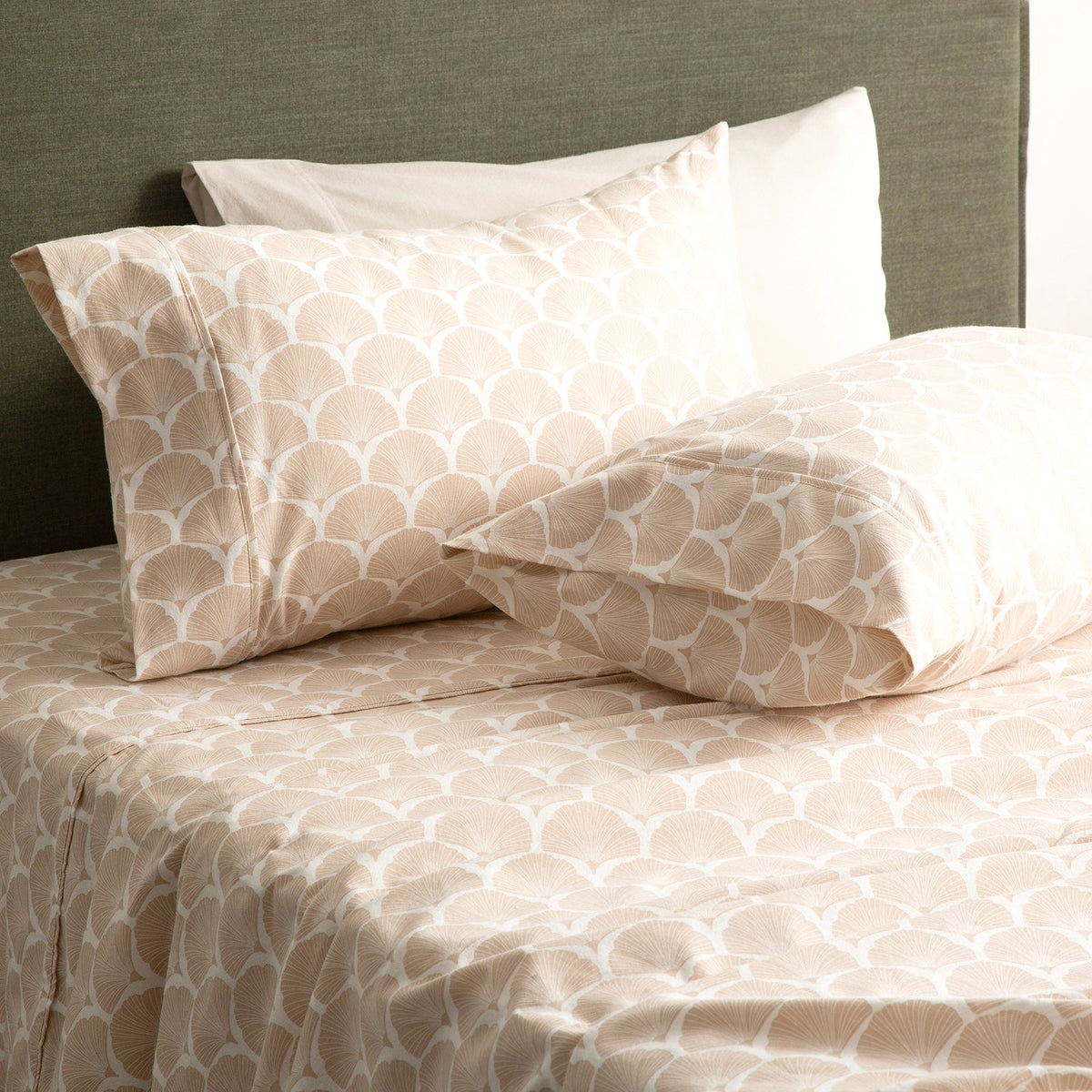 Park Avenue 175 GSM Egyptian Cotton Flannelette Bed Sheet Set - Ginko