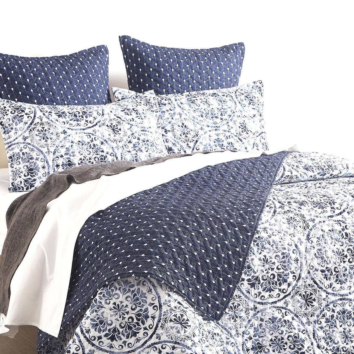 Renee Taylor Delos Quilted Reversible Coverlet Set - Blue/White (Medallion Print Bedspread)