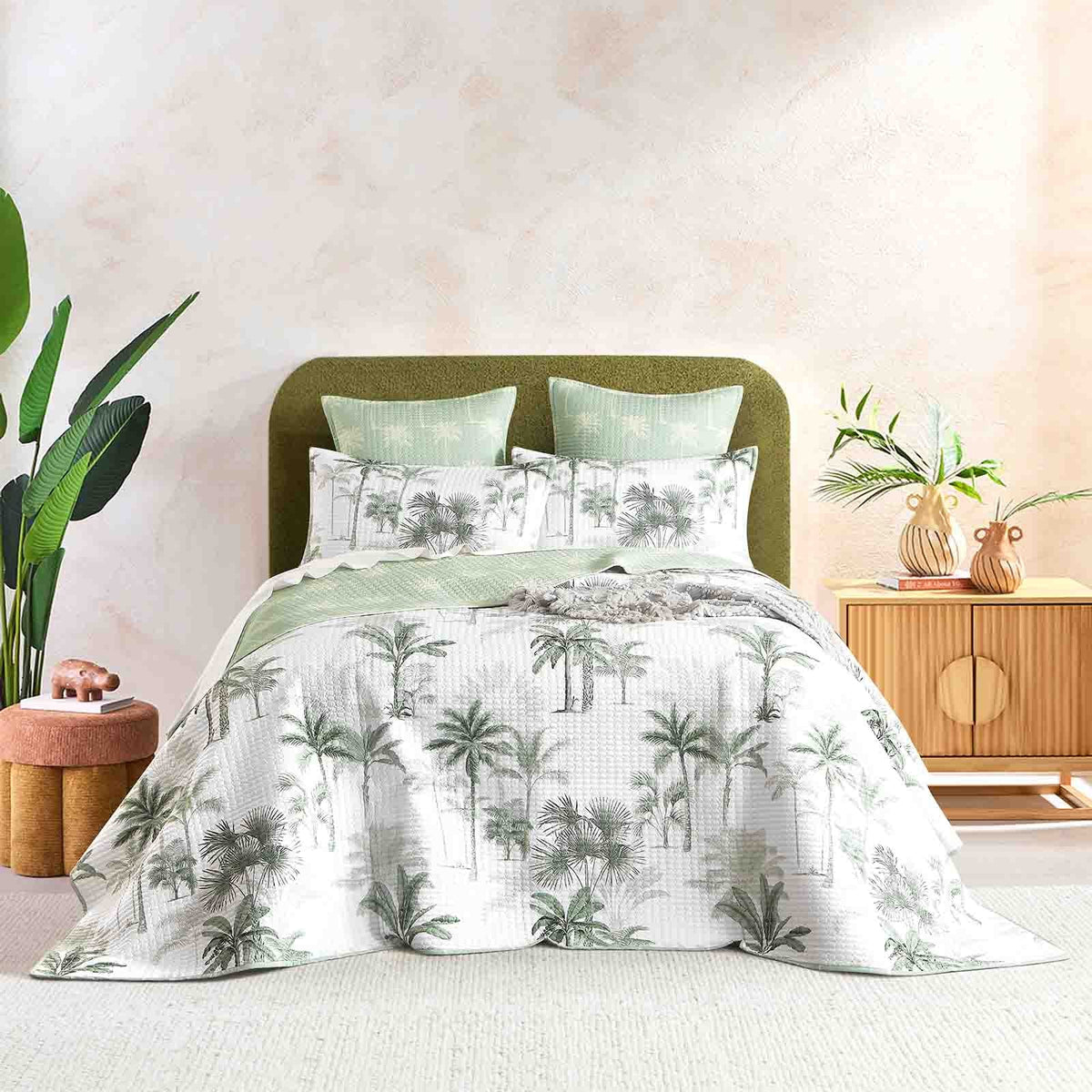 Renee Taylor Marbella Quilted Reversible Coverlet Set - Green/White (Palm Print Bedspread)