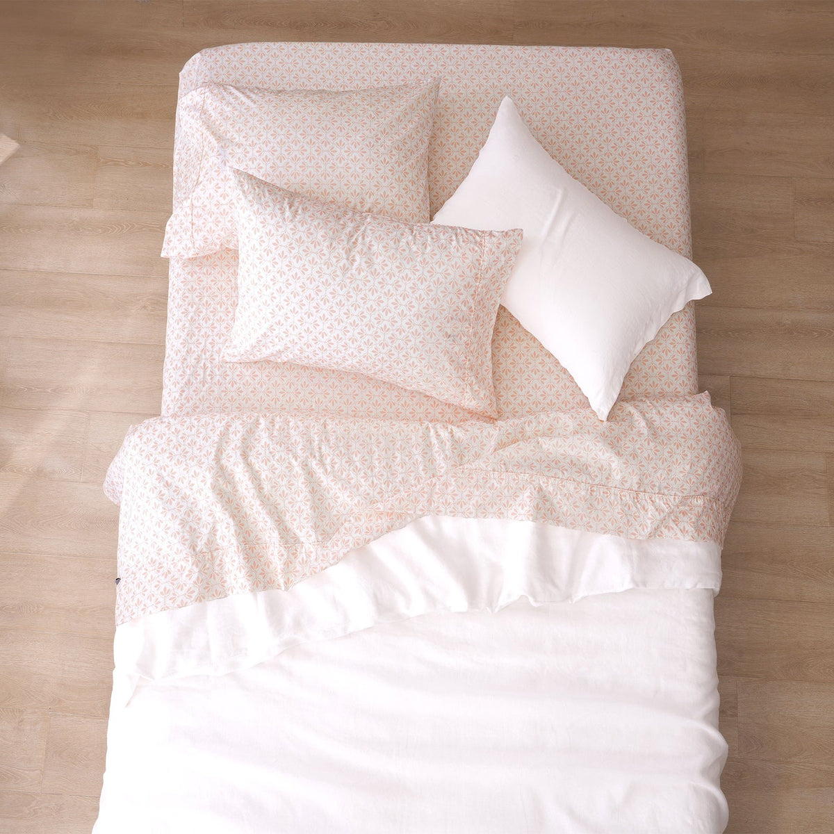 Renee Taylor Eve 250TC Cotton Percale Sheet Set - Blush Floral (OEKO-TEX Certified)