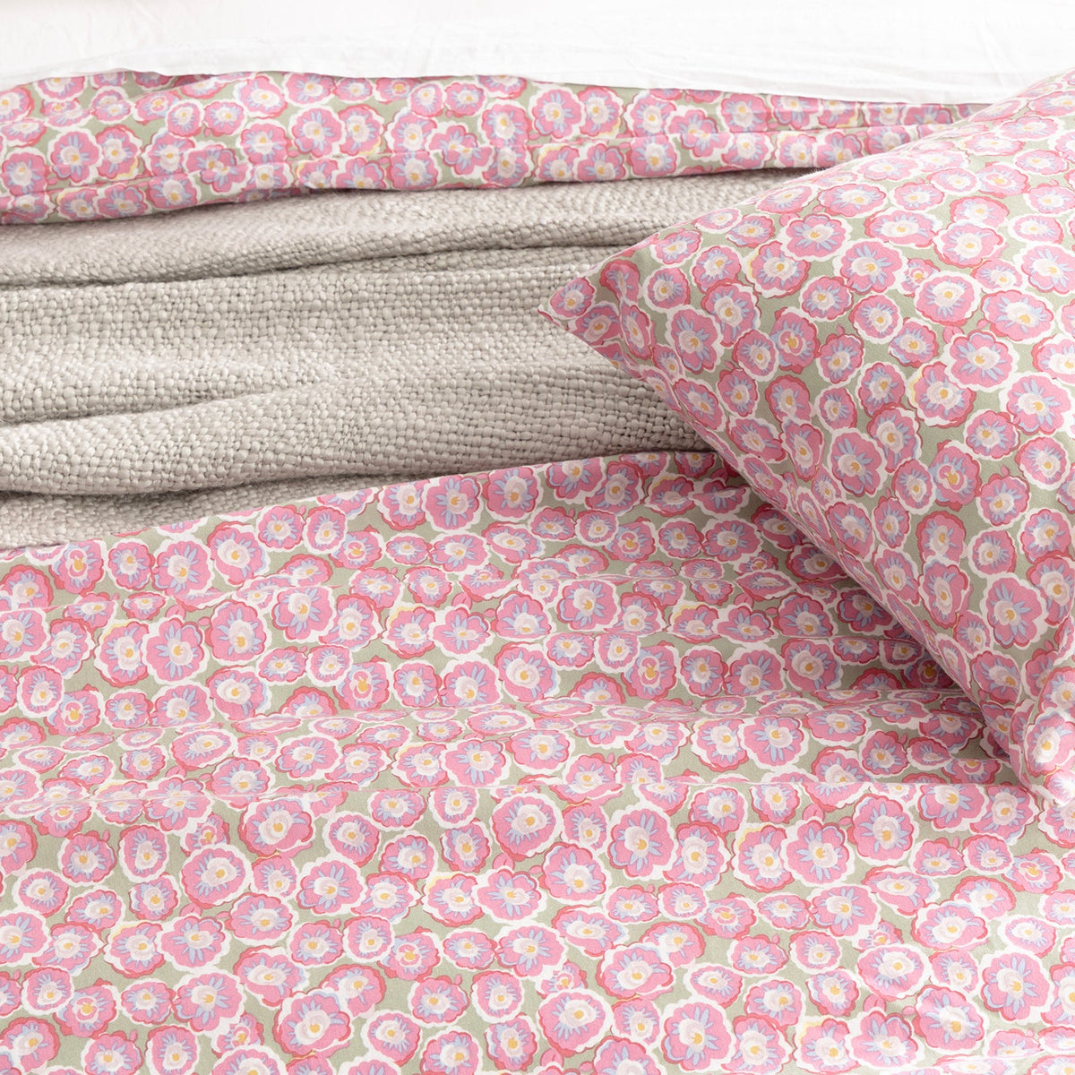 Park Avenue 175 GSM Egyptian Cotton Flannelette Quilt Cover Set - Ditty