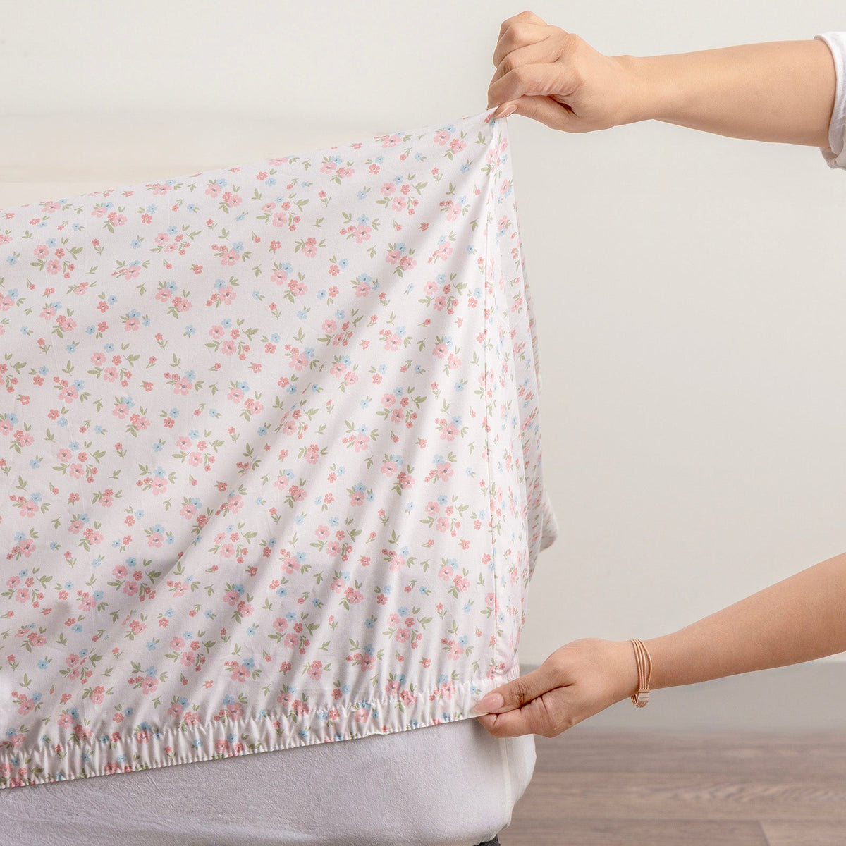 Renee Taylor Ditsy 300TC Organic Cotton Sheet Set - Pink Mini Leaf Print (GOTS Certified)