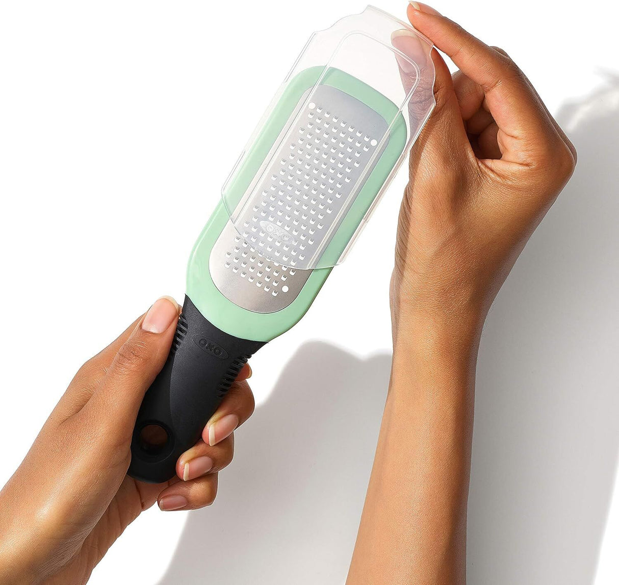 OXO Good Grips Etched Ginger and Garlic Grater 25.65 cm*9.4 cm*9.65cm Green