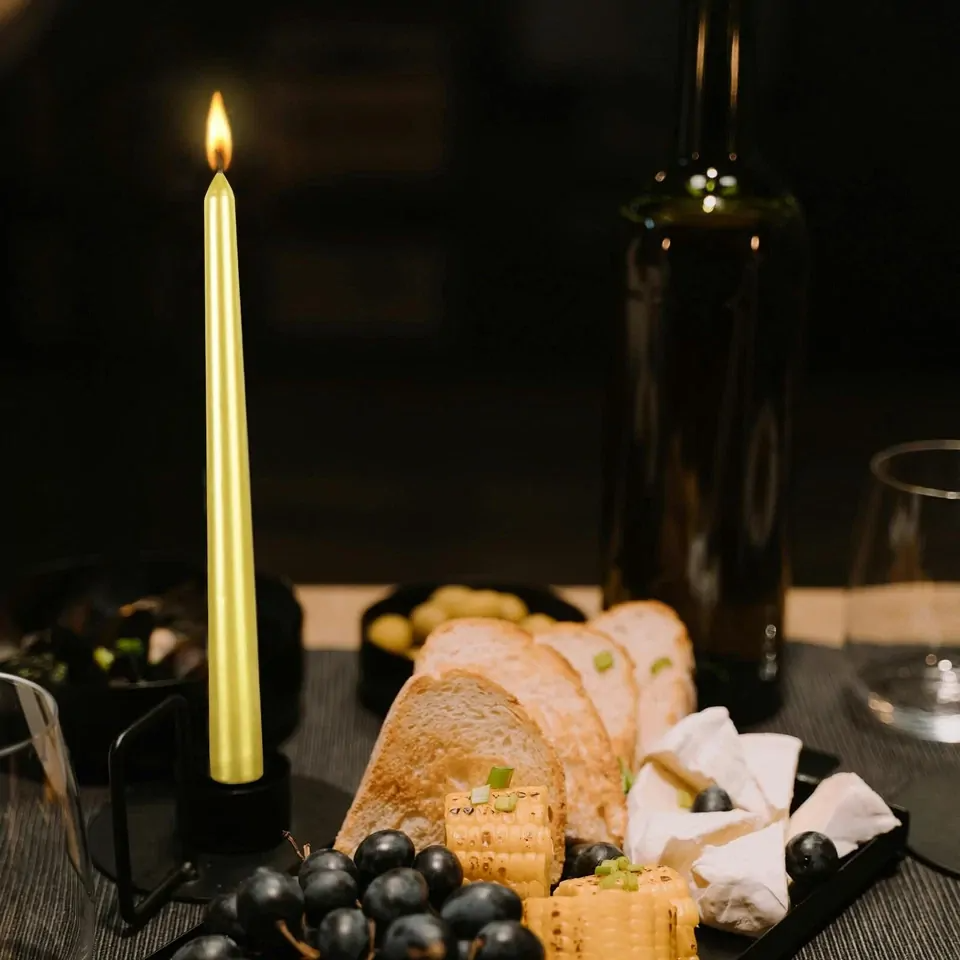 48x Tapered Dinner Candles Unscented Taper Wedding Candle 25cm in Metallic Gold