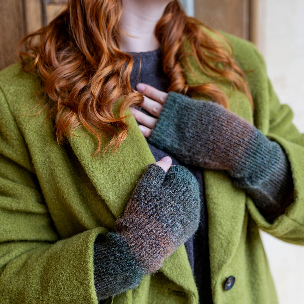 Dents Womens Long Below-Elbow Ribbed Wool Knit Wrist Warmers - Moss (Ombre Pattern)