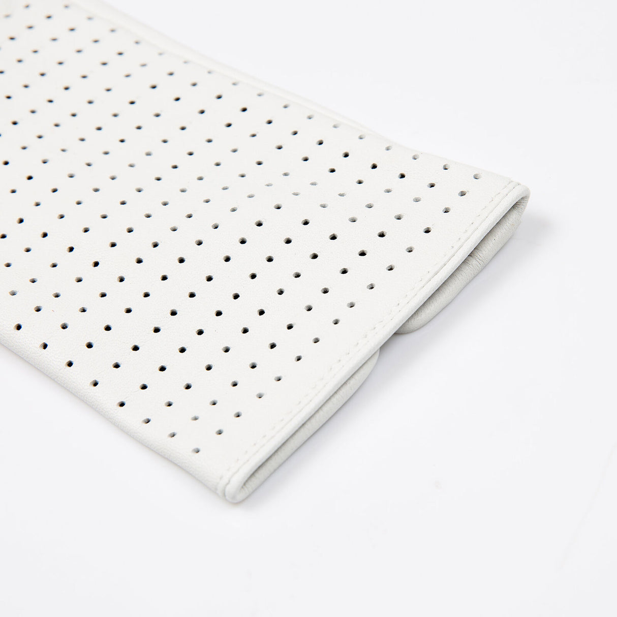 Dents Women’s Perforated Leather Gloves in Pearl