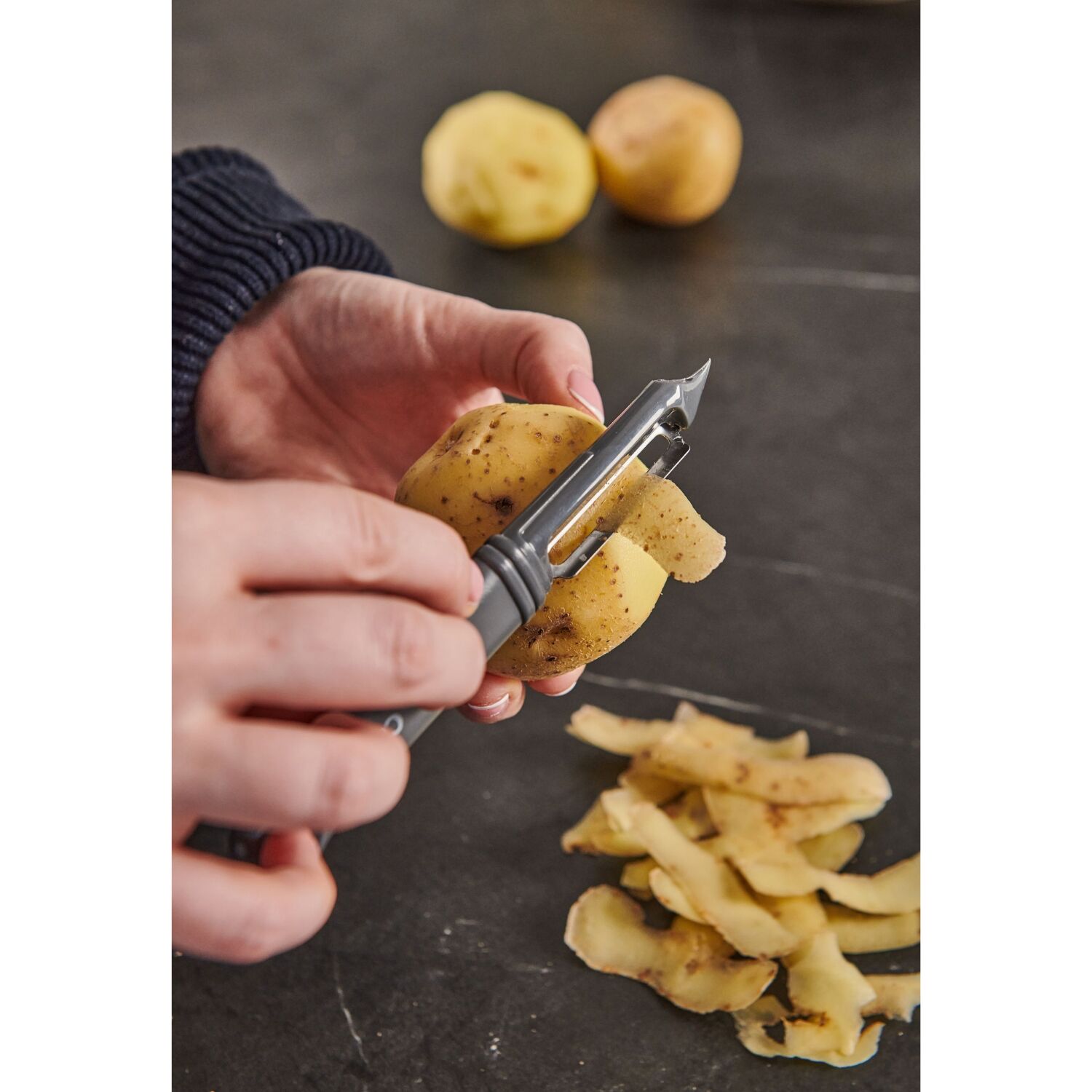 Culinare Swivel Peeler Stainless Steel Blade Ergonomic Handle Dishwasher Safe