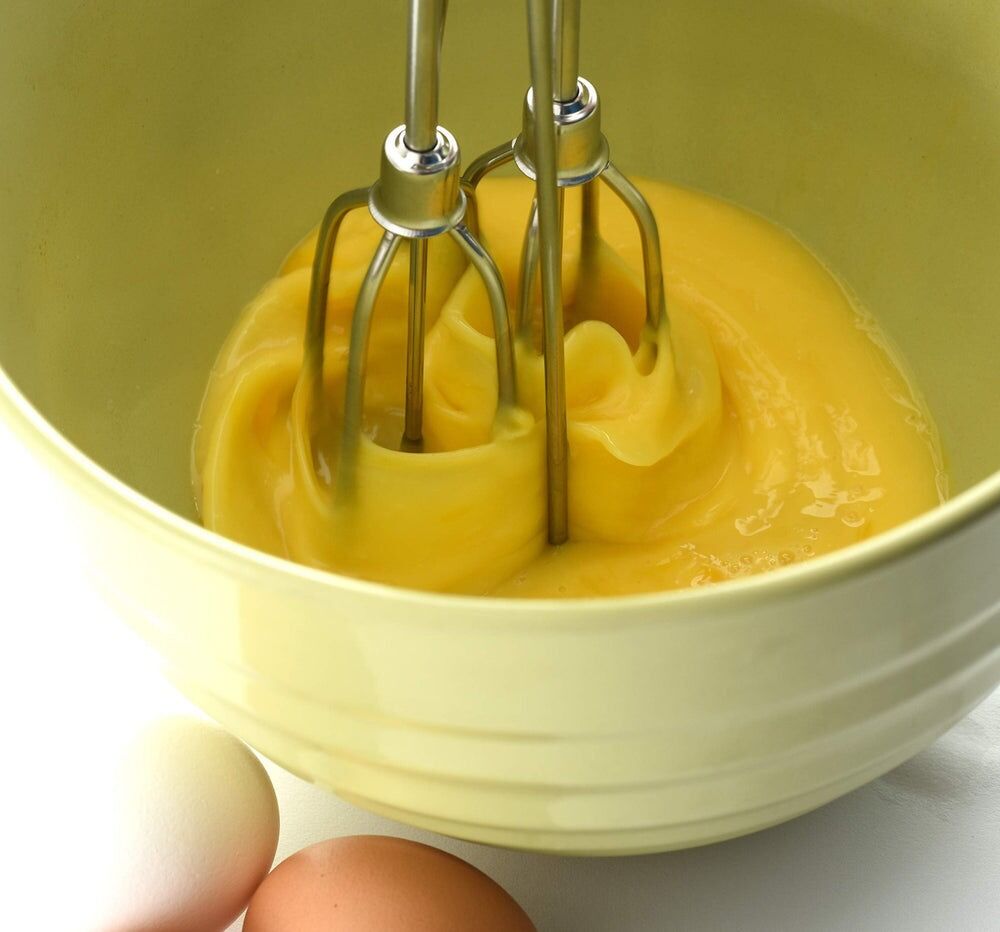 Cuisena Manual Egg Beater Stainless Steel Hand Crank Mixer Whisk Kitchen Tool