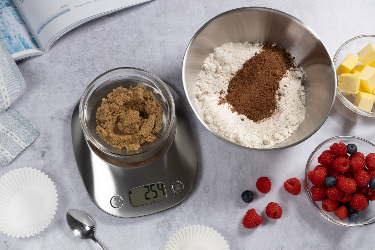 Cuisena 5kg Kitchen Scale with Stainless Steel Bowl - Measures Dry & Wet Ingredients