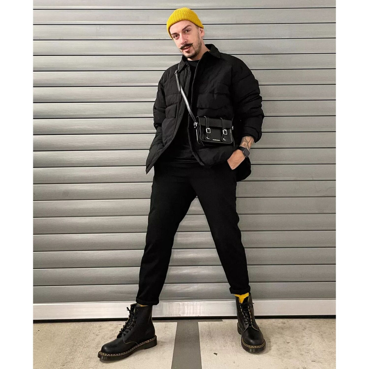 Dr. Martens 7 Inch Satchel Bag Leather Shoulder Crossbody Magnetic Buckle in Black Kiev