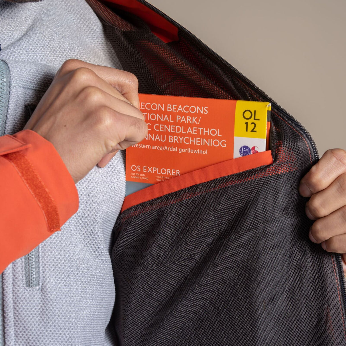 Craghoppers Ponsa Waterproof Stretch Jacket in Feldspar