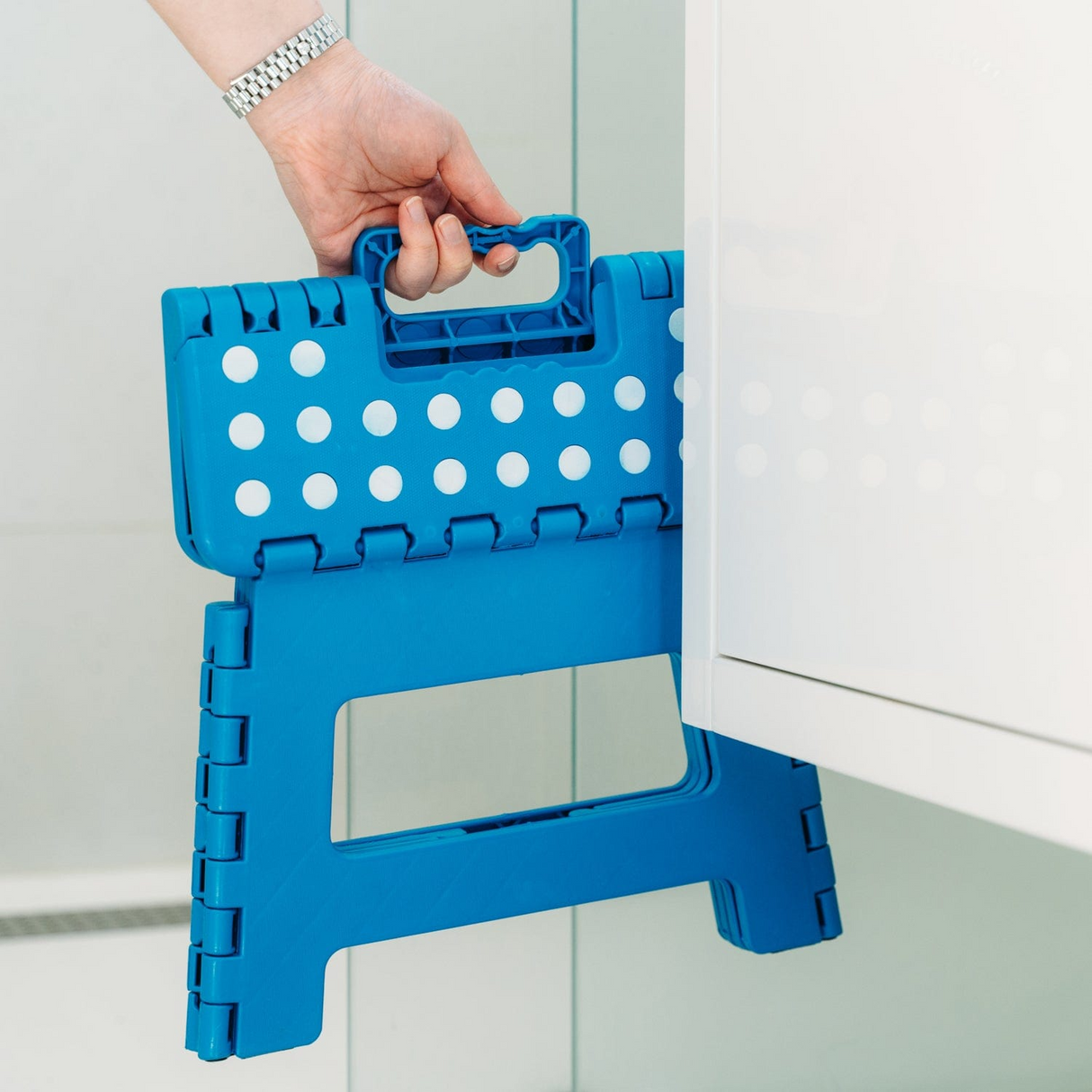 125kg Folding Step Stool Portable Plastic Foldable Chair Flat Outdoor (29x22cm) - Blue