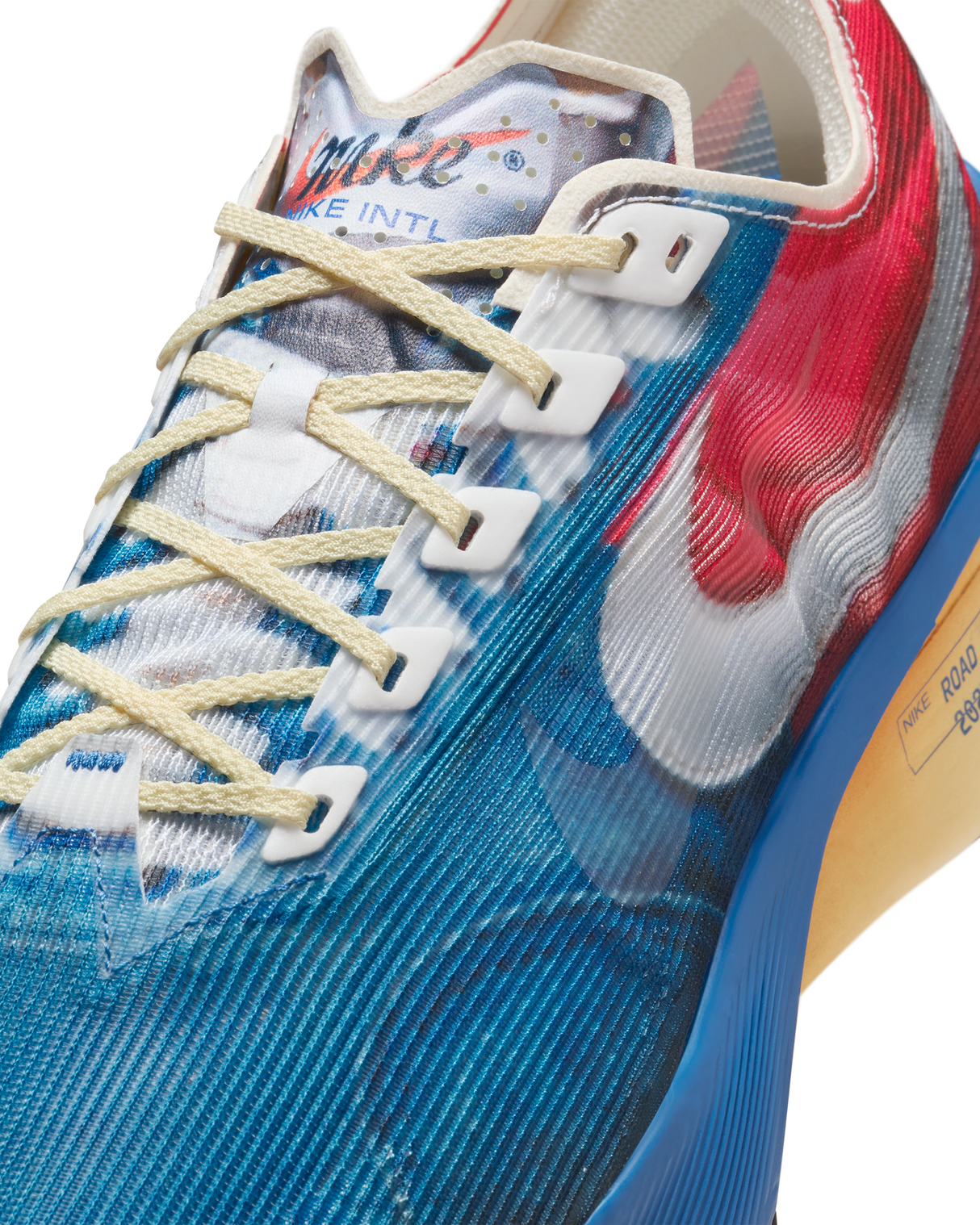 Nike Mens Vaporfly 4 PRM Road Racing Shoes - Multi-Blue-Red (Athletic Sneakers/Runners)