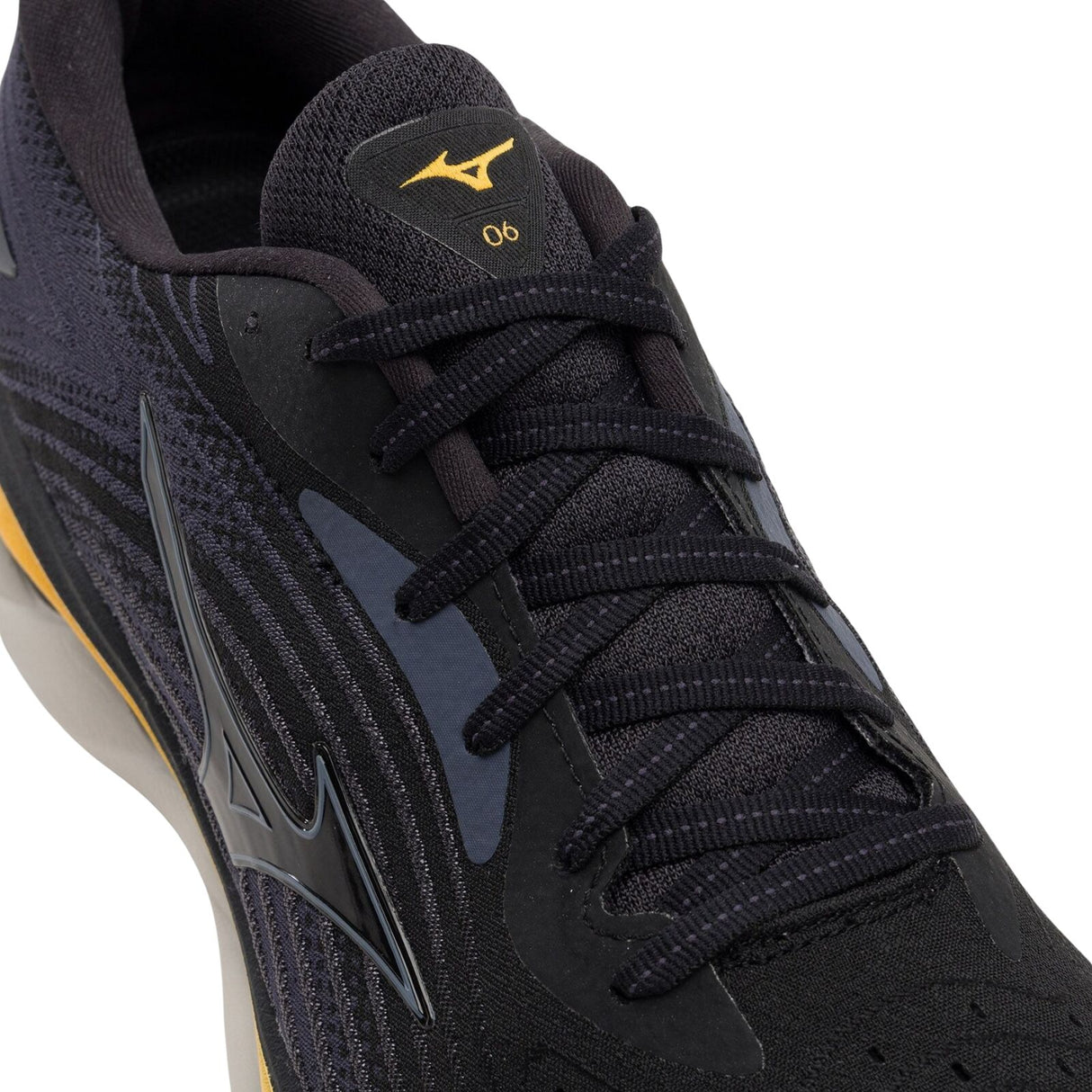 Mizuno Wave Sky 6 Mens Running Shoes Black / Tradewinds / Gold Fusion, Size 11.5