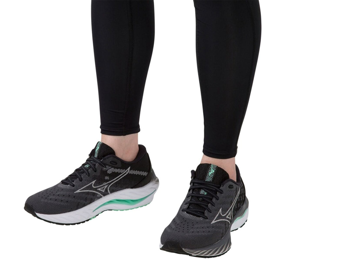 Mizuno Wave Inspire 19 Womens Running Shoes in Iron Gate Nimbus Cloud Spring Bud - Size 7.5