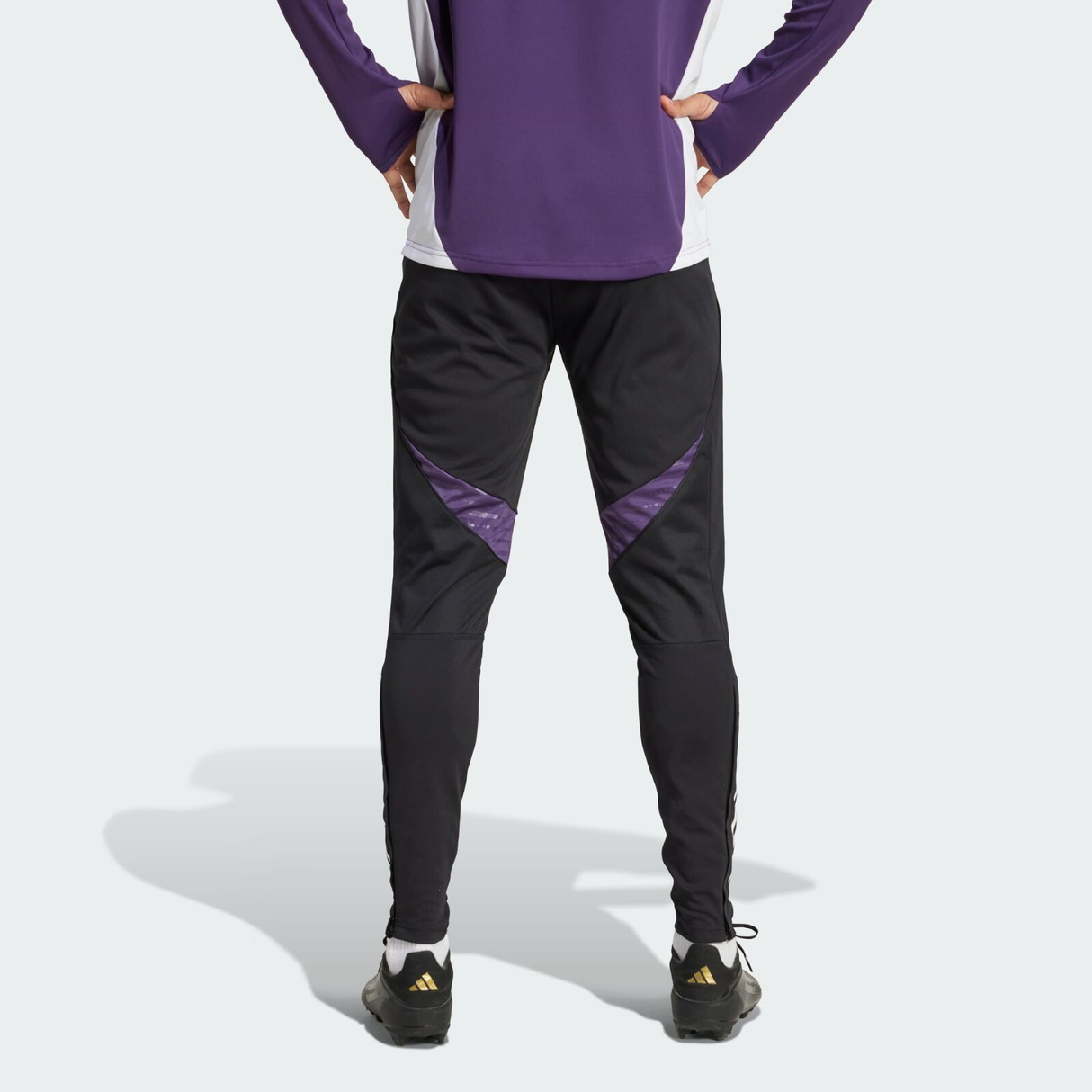 Adidas x Manchester United Tiro Joggers Soccer Training Track Pants in Black