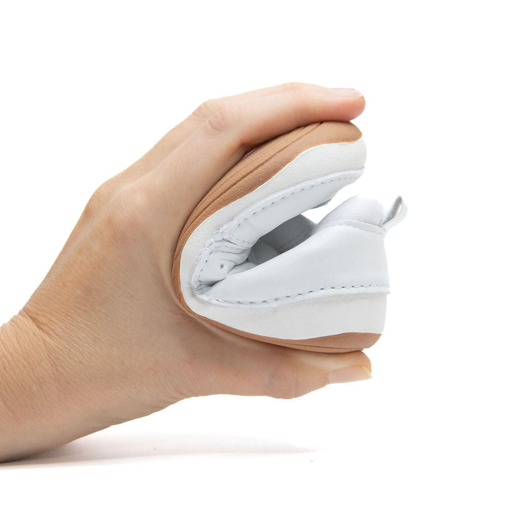 BILLYCART Barefoot Wide-Fit First Walker Shoes Brooklyn 2.0 in White