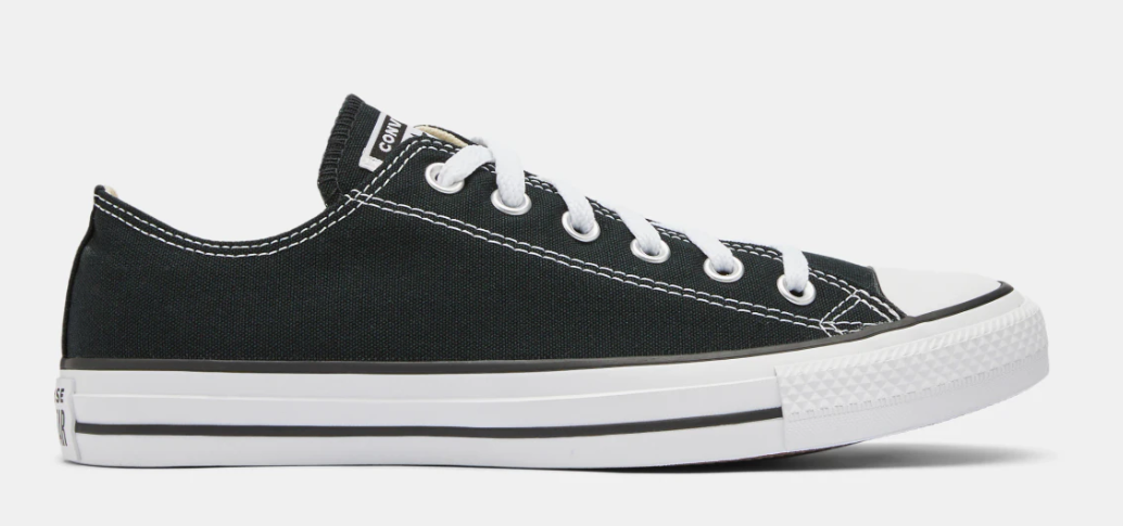 Converse Unisex Chuck Taylor All Star Low Top Sneakers in Black