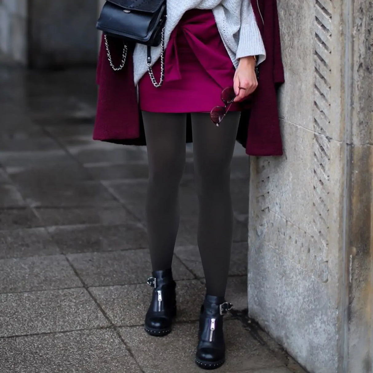 1 Pack of 2 Mannequin Pantyhose 13 Denier Hosiery Stockings in Black