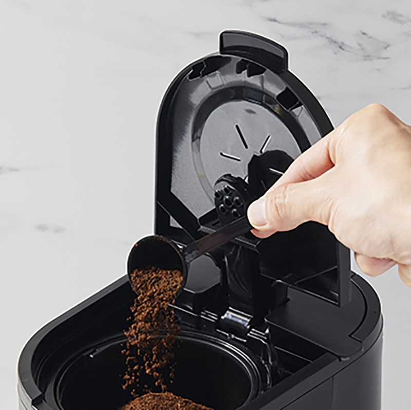 Morphy Richards Iced Coffee Maker 900ml Water Tank w/ 2.5L Glass Carafe – Black