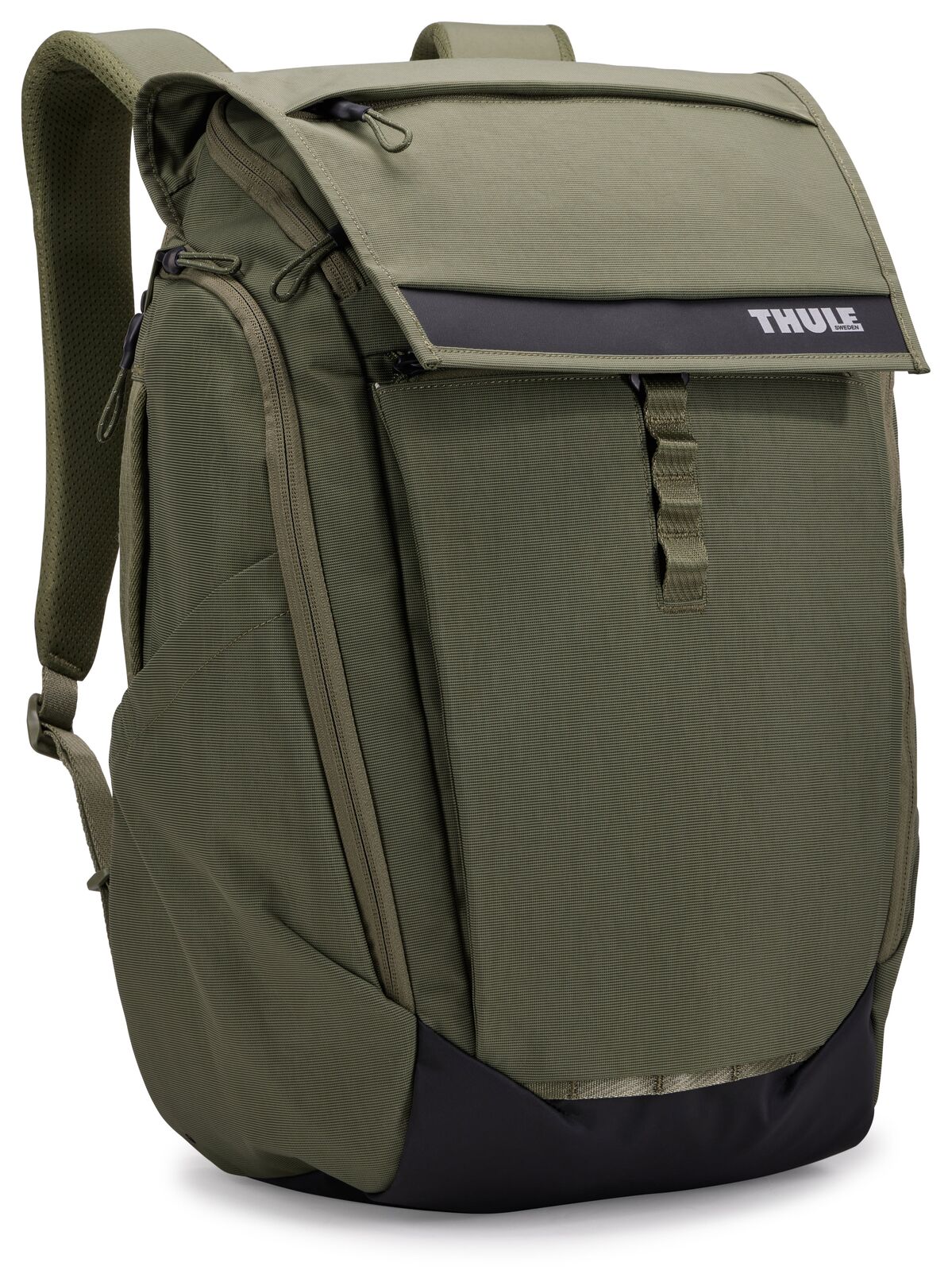THULE Paramount 27L Water-Resistant Backpack w/ 16" Laptop Compartment in Soft Green