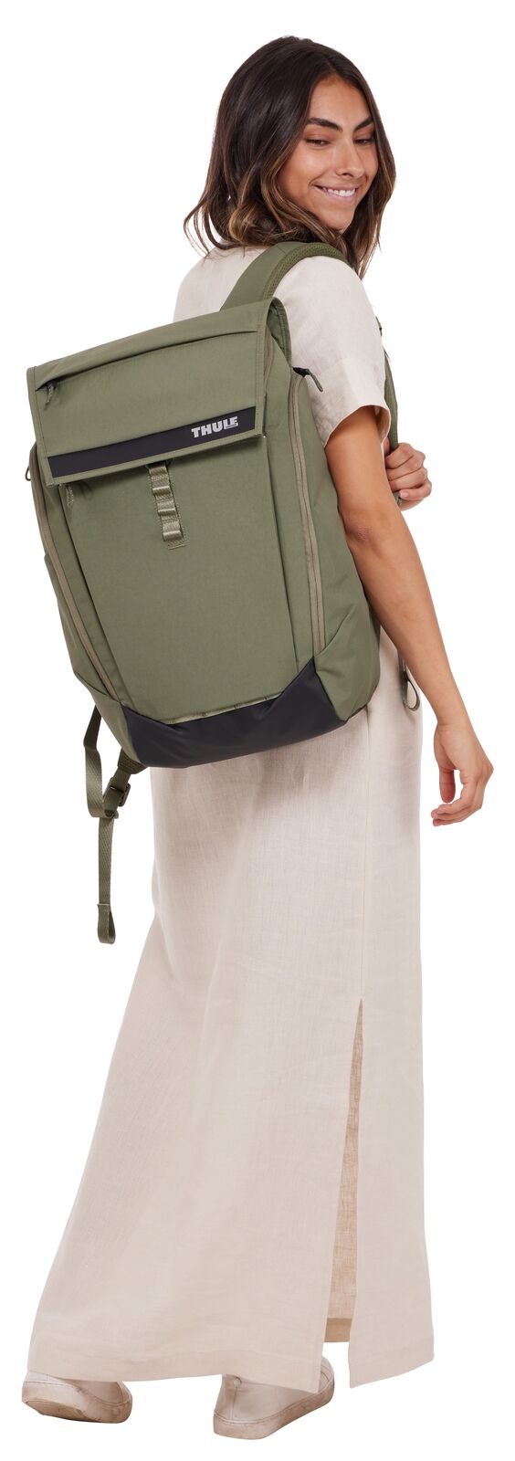 THULE Paramount 27L Water-Resistant Backpack w/ 16" Laptop Compartment in Soft Green