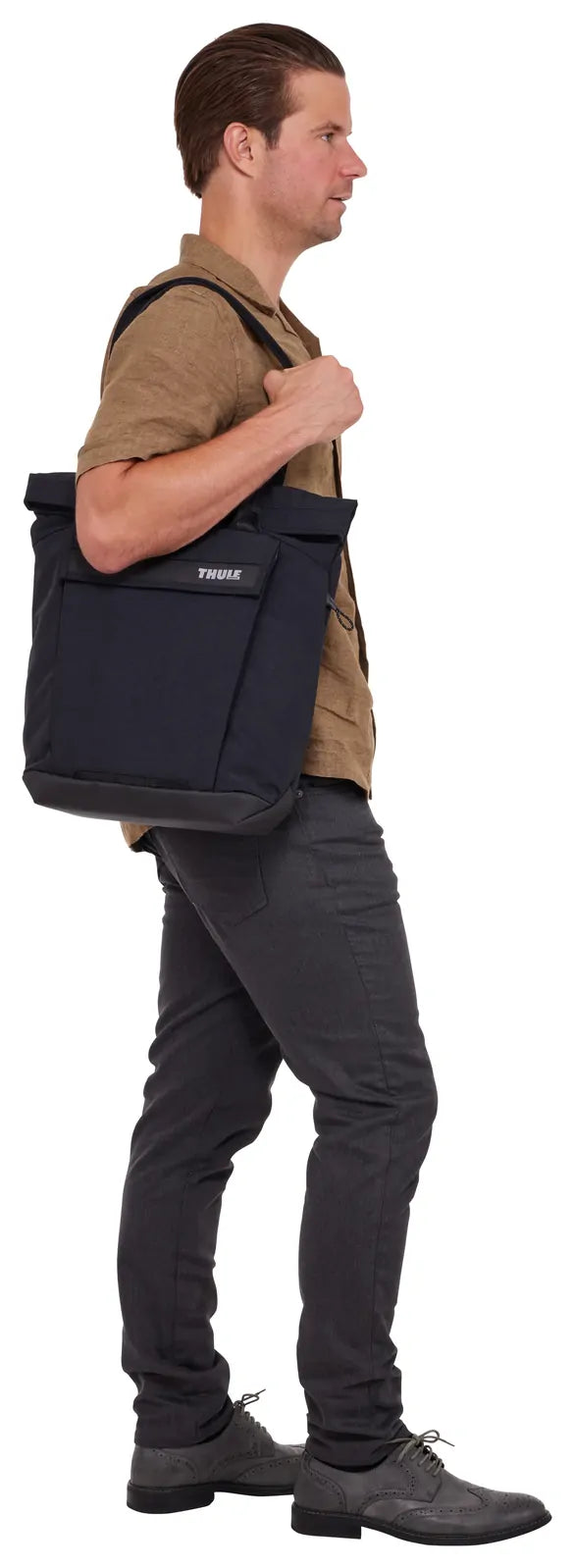 THULE Paramount 22L Water-Resistant Tote Bag w/ 16" Laptop Sleeve in Black