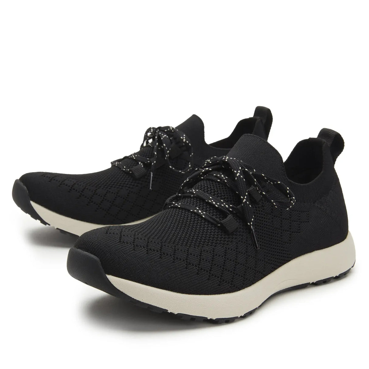 TRAQ Froliq Womens Walking Shoes Knit Lace-Up Lightweight Cushioned in Black