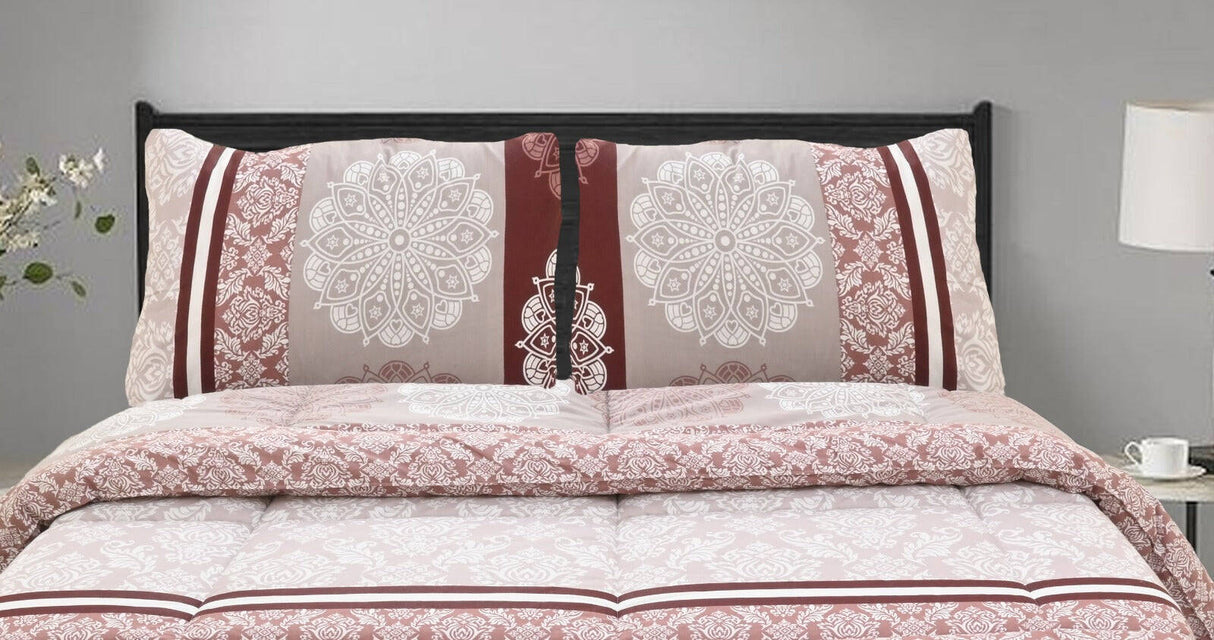 Queen Comforter Set with 2 Pillow Cases in Maroon Floral