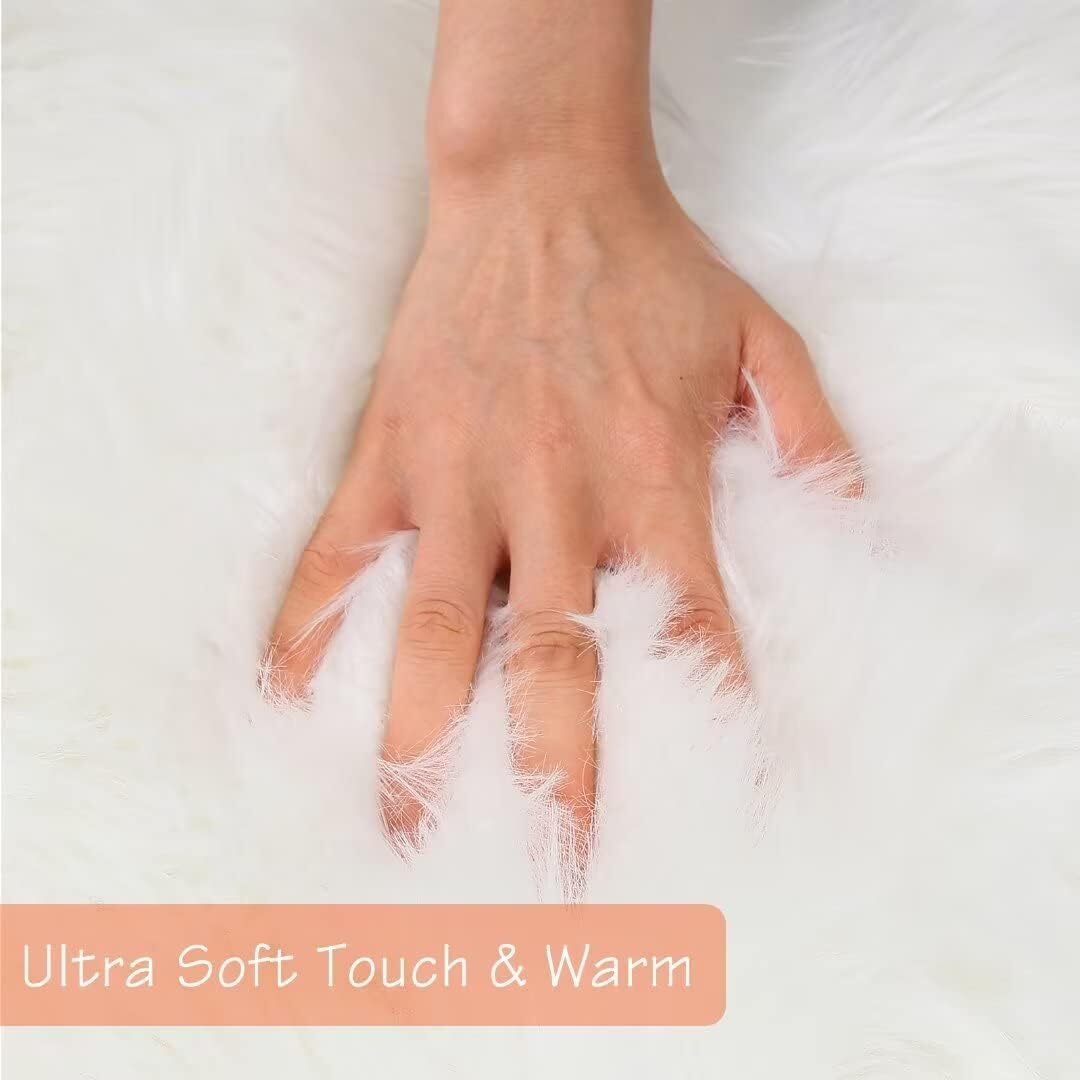 Australian Sheepskin Rug - Genuine Lambskin Rug - Long Wool & Fluffy - White