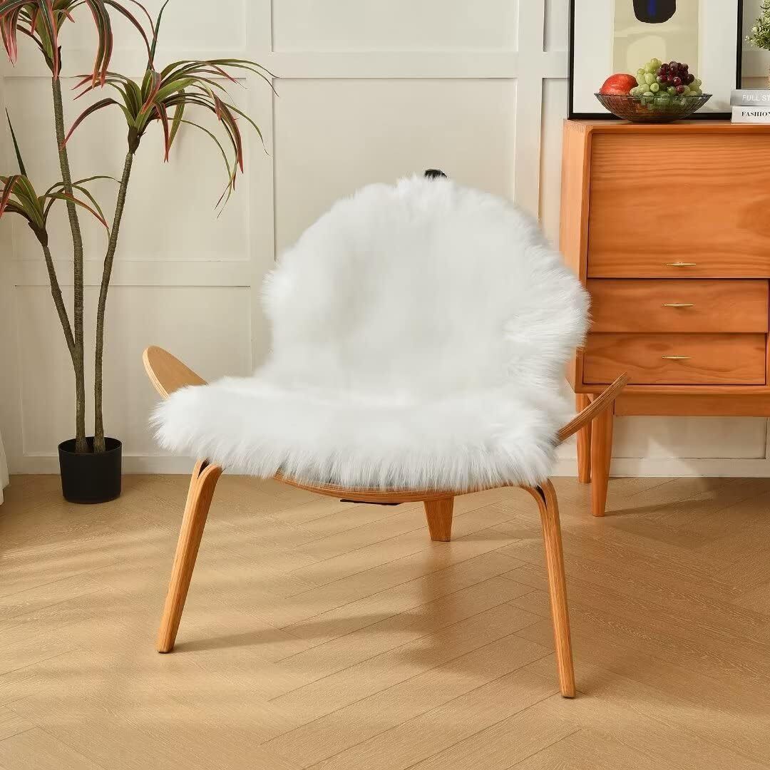Australian Sheepskin Rug - Genuine Lambskin Rug - Long Wool & Fluffy - White