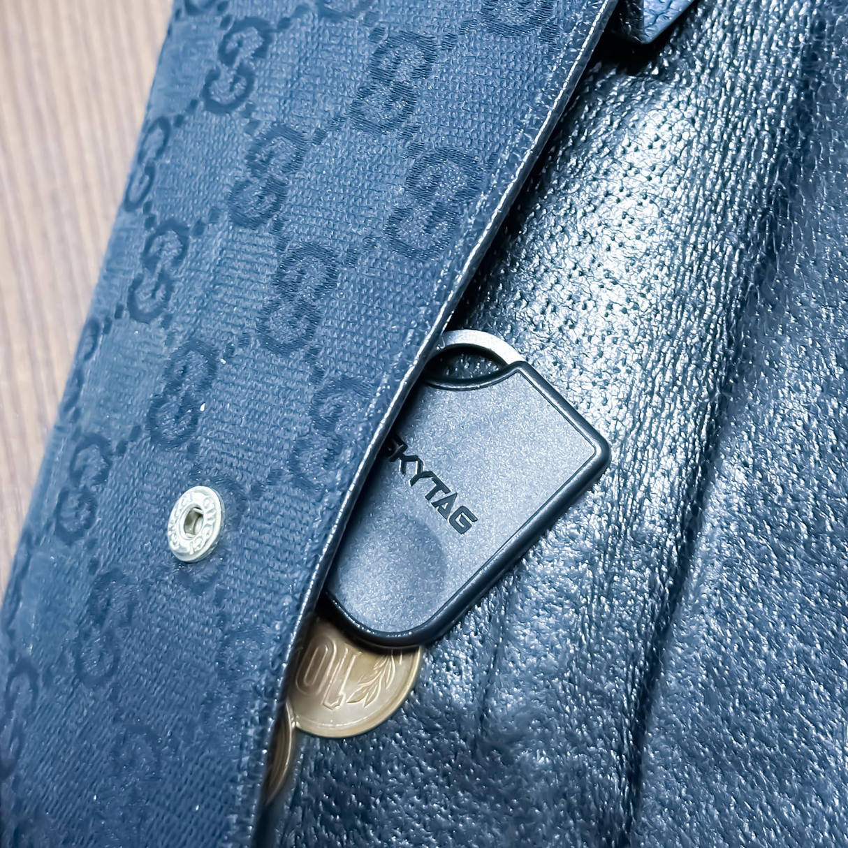 Skytag Smart Bluetooth GPS Tracker w/ Apple Find My Compatibility – Rechargeable, Waterproof, Black